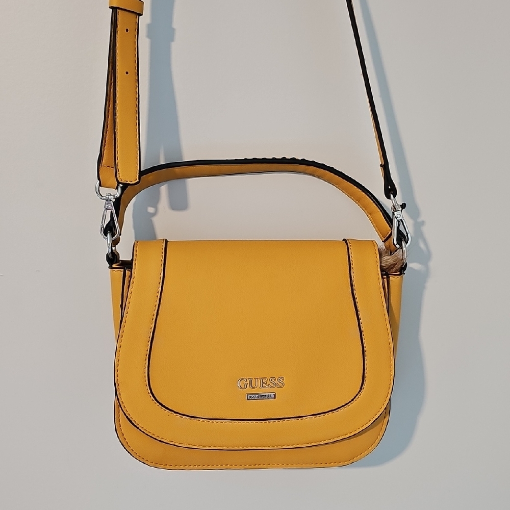 Guess Bag Yellow